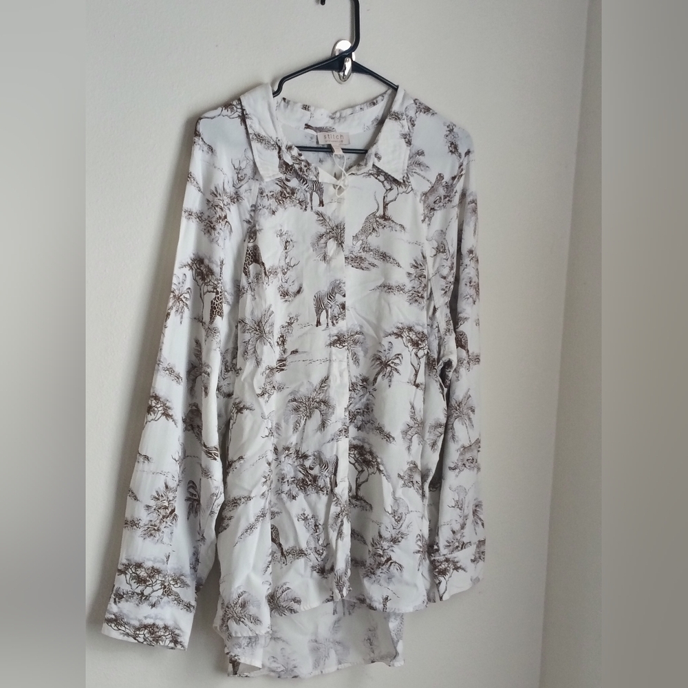 Stitch By Chenault Blouse Women 2XL Cream and Brown Animal Print Versatile